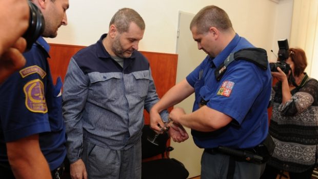 Soud souhlasil s podmínečným propuštěním někdejšího senátora a starosty Chomutova Alexandra Nováka