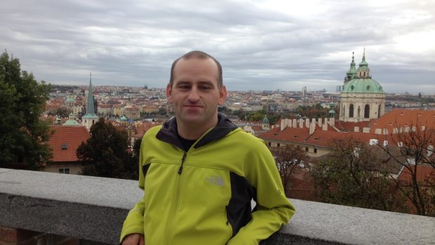 Nevidomý horolezec Jan Říha pracuje na Pražském hradě