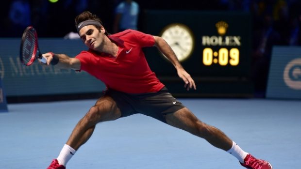 Roger Federer při utkání na Turnaji mistrů
