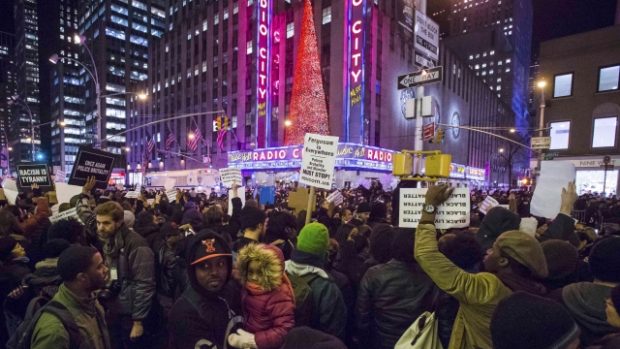 Protesty v New Yorku kvůli údajnému policejnímu násilí