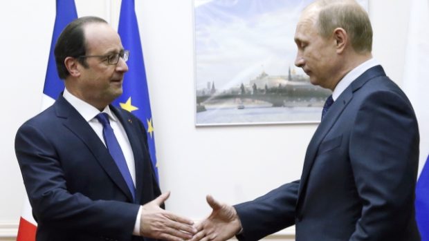 Francouzský prezident François Hollande a ruský prezident Vladimir Putin