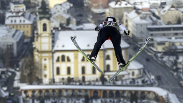 Až ke kostelu Roman Koudelka v Innsbrucku nedoletěl, v kvalifikaci skočil 125 metrů