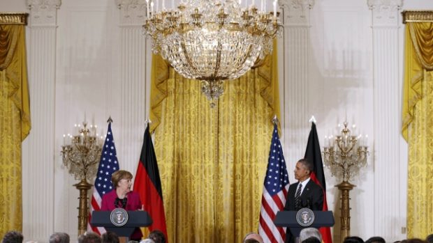 Německá kancléřka Angela Merkelová a rezident USA Barack Obama na tiskové konferenci v Bílém domě