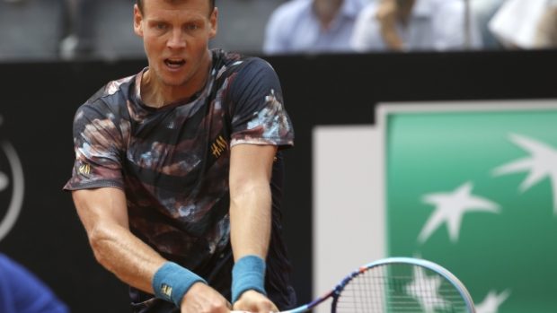 Tomáš Berdych na antuce v Římě vypadl po porážce se Švýcarem Rogerem Federerem