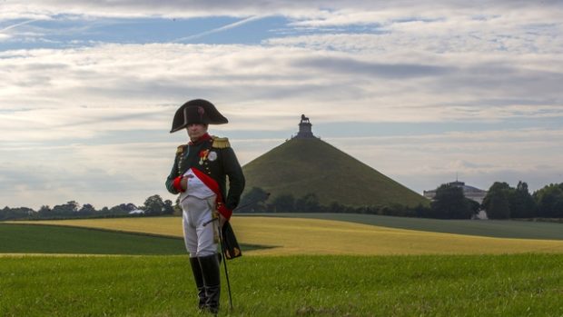 Belgie si sérii vzpomínkových akcí připomíná 200. výročí bitvy u Waterloo, kde Napoleon utrpěl drtivou porážku