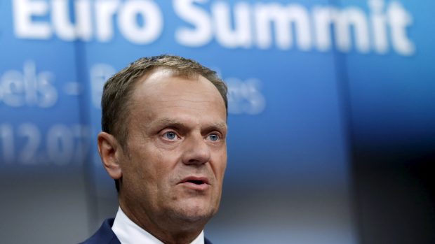 Předseda Evropské rady Donald Tusk oznamuje dohodu o řeckém dluhu