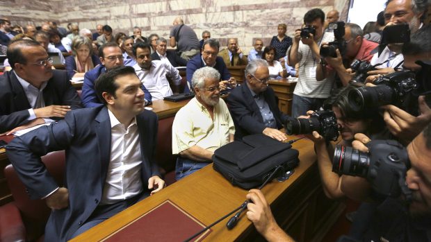 Řecký premiér Alexis Tsipras v parlamentu