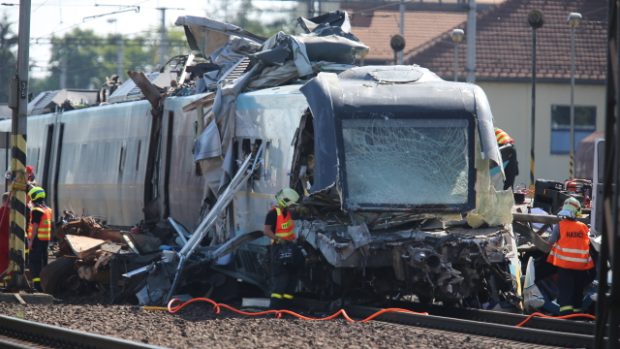 U Studénky se srazilo Pendolino s kamionem