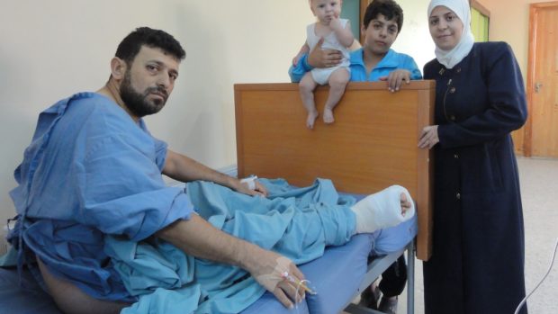 Fu´ád z Damašku se svou rodinou odpoledne po operaci
