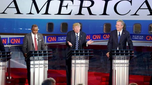 Američtí republikánští prezidentští kandidáti se střetli v další televizní debatě