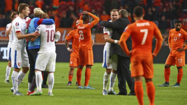 Česká fotbalová reprezentace i napodruhé porazila Nizozemsko a na Euro postoupila z prvního místa kvalifikační skupiny