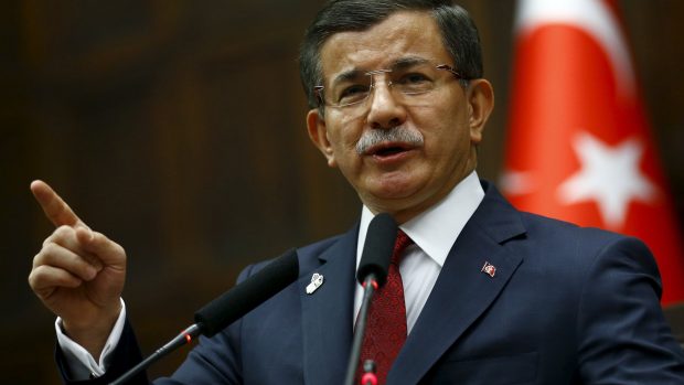 Turecký premiér Ahmet Davutoglu