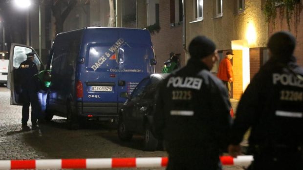 Kvůli podezřelé dodávce berlínská policie musela evakuovat okolní domy