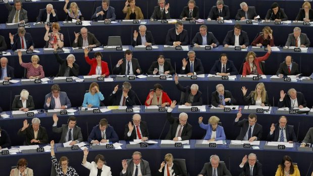 Evropský parlament ve své rezoluci projevil obavy o demokracii v Polsku (ilustrační foto)