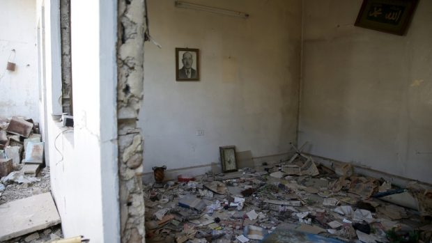 Zničený dům na předměstí Damašku