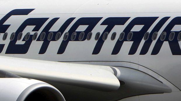 Letoun společnosti Egyptair zmizel z radarů na cestě z Paříže a do Káhiry