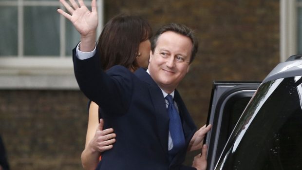 David Cameron se vzdal poslaneckého mandátu