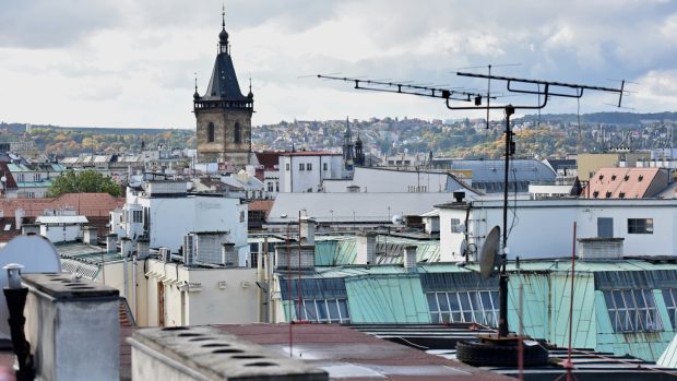 Výhled na Prahu ze střechy paláce Lucerna