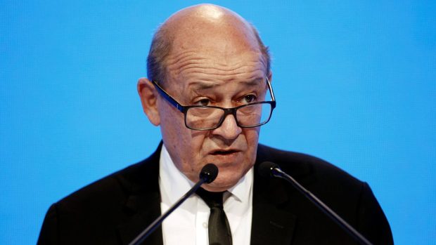 Francouzský ministr obrany Jean-Yves Le Drian