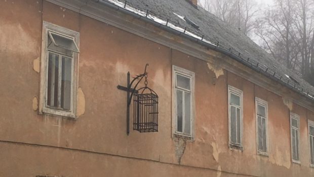 Budova bývalého zemského soudu v Javorníku se dočká opravy