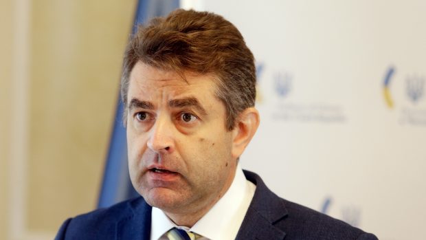 Jevhen Perebyjnis, ukrajinský velvyslanec v ČR