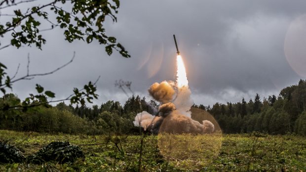 Odpal rakety ruského systému Iskander