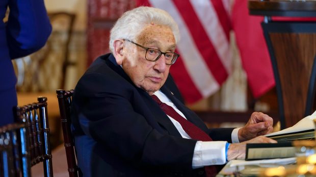 Veterán světové diplomacie a bývalý americký ministr zahraničí Henry Kissinger