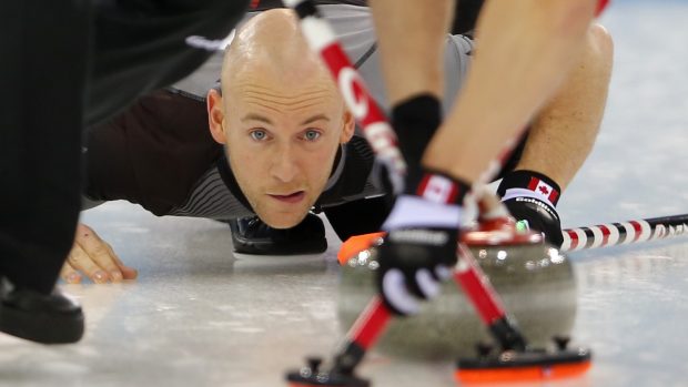 Ryan Fry před čtyřmi lety vyhrál olympijský turnaj, nyní na sebe curler upozornil jinak