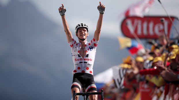 Francouz Warren Barguil jako první vyšlápl Col d&#039;Izoire a dojel si pro první místo v 18. etapě Tour de France.