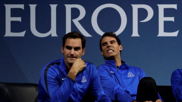 Roger Federer a Rafael Nadal se poprvé představí na jedné straně kurtu