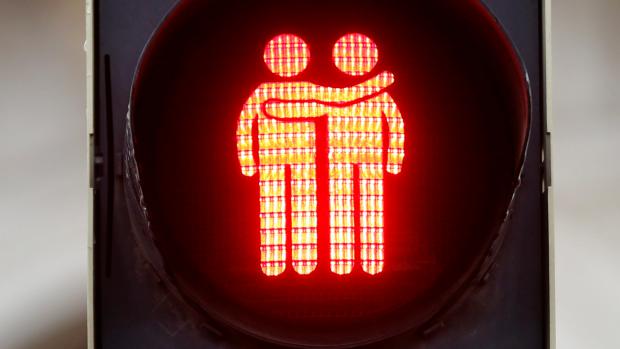 Semafory v rakouské Vídni znázorňují homosexuální páry. Ilustrační foto.
