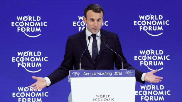 Francouzský prezident Emmanuel Macron na ekonomickém fóru v Davosu