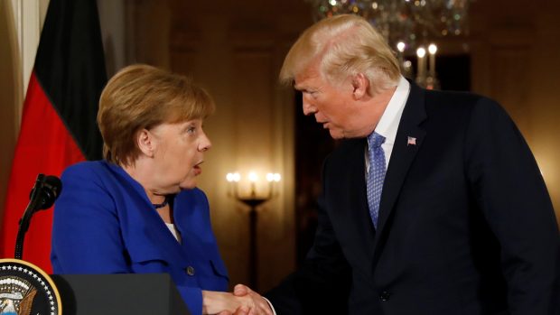 Německá kancléřka Angela Merkelová a americký prezident Donald Trump v Bílém domě