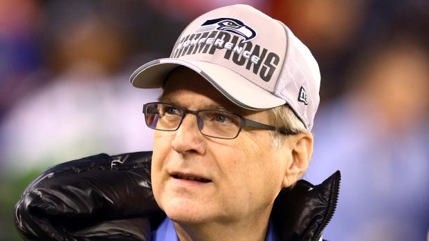 Paul Allen si pořídil i několik sportovních klubů, mimo jiné basketbalový Portland Trail Blazers a Seattle Seahawks hrající americký fotbal.