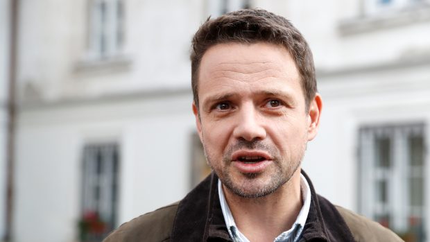 Podle odhadů nový primátor Varšavy Rafał Trzaskowski z Občanské platformy.