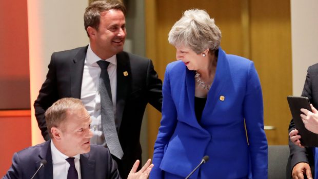 Německá kancléřka Angela Merkelová, britská premiérka Theresa Mayová, předseda Evropské rady Donald Tusk a lucemburský premiér Xavier Bettel na středečním summitu Evropské unie k brexitu.