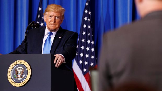 Donald Trump na tiskové konferenci při summitu G20.