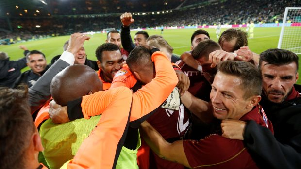 Fotbalisté Kluže slaví postup do čtvrtého předkola Ligy mistrů přes Celtic Glasgow