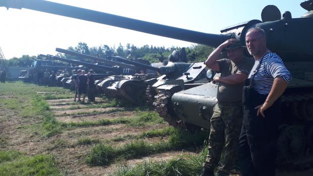 Davy příznivců vojenské historie v sobotu dorazily do lešanského vojenského muzea na sedmnáctý ročník akce Tankový den