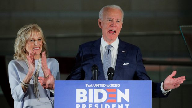 Bývalý viceprezident Joe Biden a jeho žena Jill