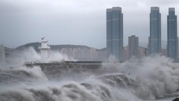 Tajfun Haishen dorazil do Jižní Koreji