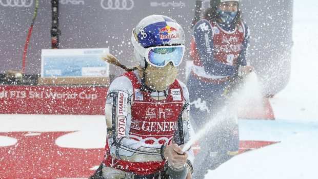 Česká závodnice triumfovala na lyžích ve Světovém poháru osm dní po vítězství na snowboardu.