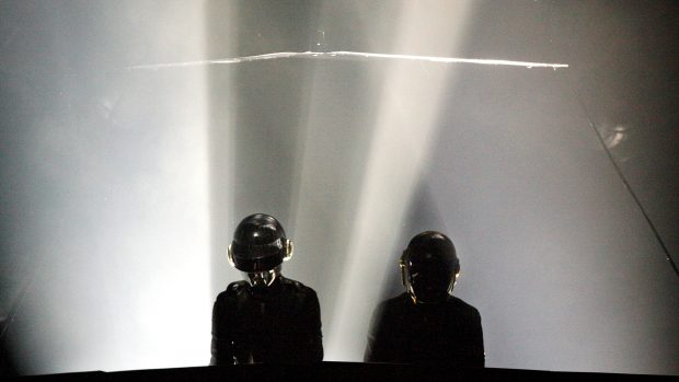 Daft Punk koncertují na festivalu Santiago Urbano Electronico Festival