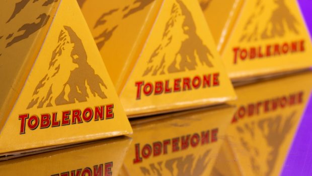 Z obalů čokolády Toblerone brzy zmizí obrázek ikonické alpské hory Matterhorn