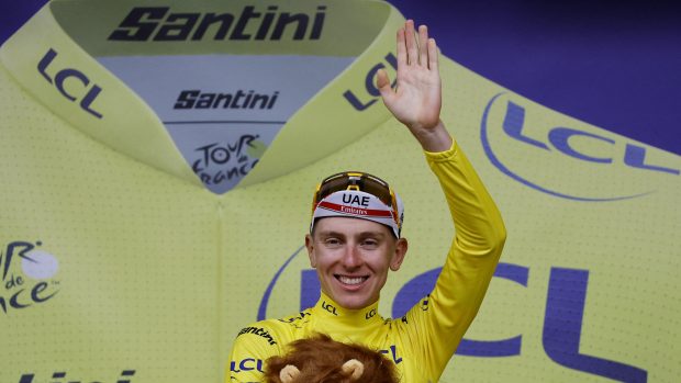 Tadej Pogačar po triumfu v nejdelší etapě 109. ročníku Tour de France
