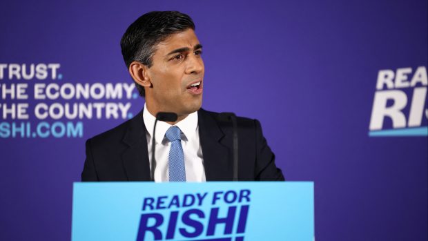 Rishi Sunak při úterním zahájení kampaně v Londýně