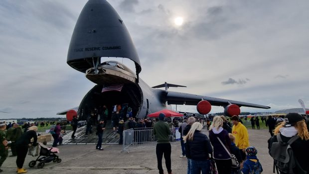 Za sobotu navštívilo Dny NATO na mošnovském letišti u Ostravy 85 tisíc lidí