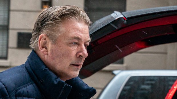 Herec Alec Baldwin, který je obžalovaný z neúmyslného zabití