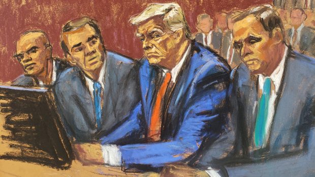 Bývalý americký prezident Donald Trump se svými právníky u soudu. Do soudní síně novináři nesměli, kreslíři tradičně ano
