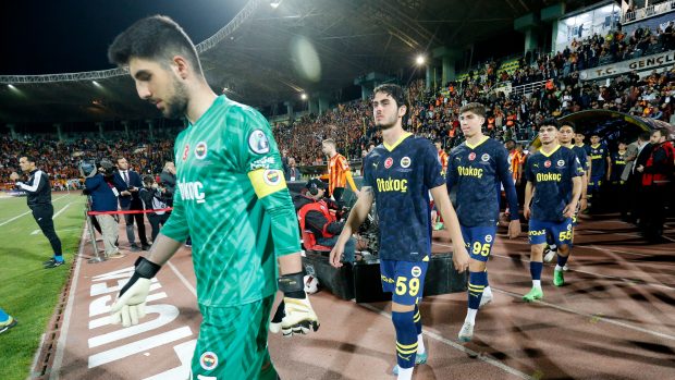 Fenerbahce na protest proti vedení tureckého fotbalu ukončilo Superpohár po minutě